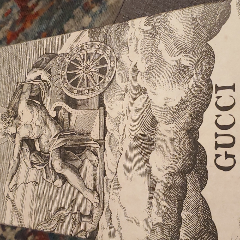 Gucci  sneakers